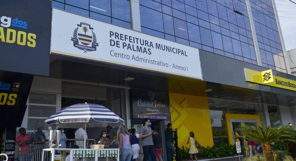 Dança das cadeiras: prefeita Cinthia Ribeiro faz reforma administrativa nas principais pastas do município; Confira as mudanças