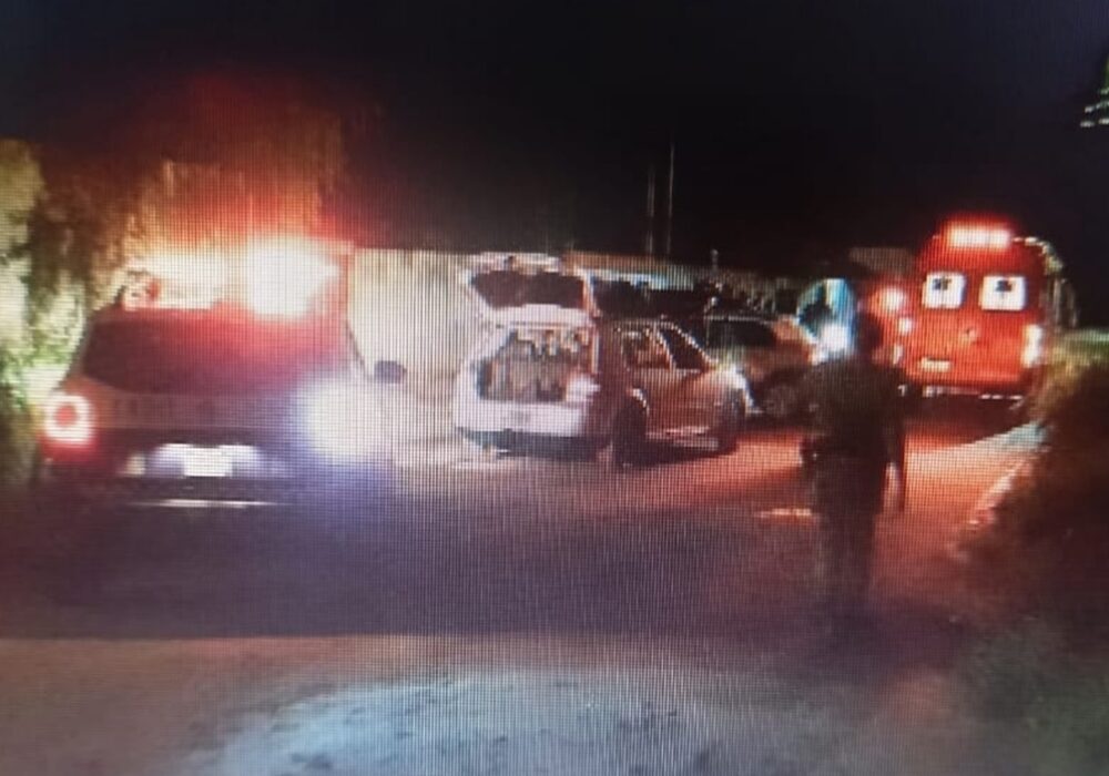 Após praticar furtos e bater carro roubado contra poste, criminoso morre em confronto com a PM na região sul de Palmas