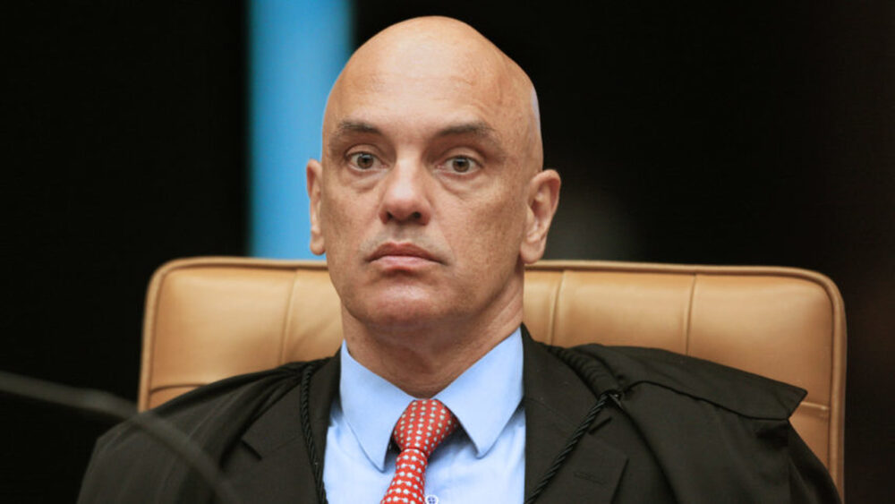 Ataque hacker ao sistema do CNJ faz Moraes determinar a sua própria prisão