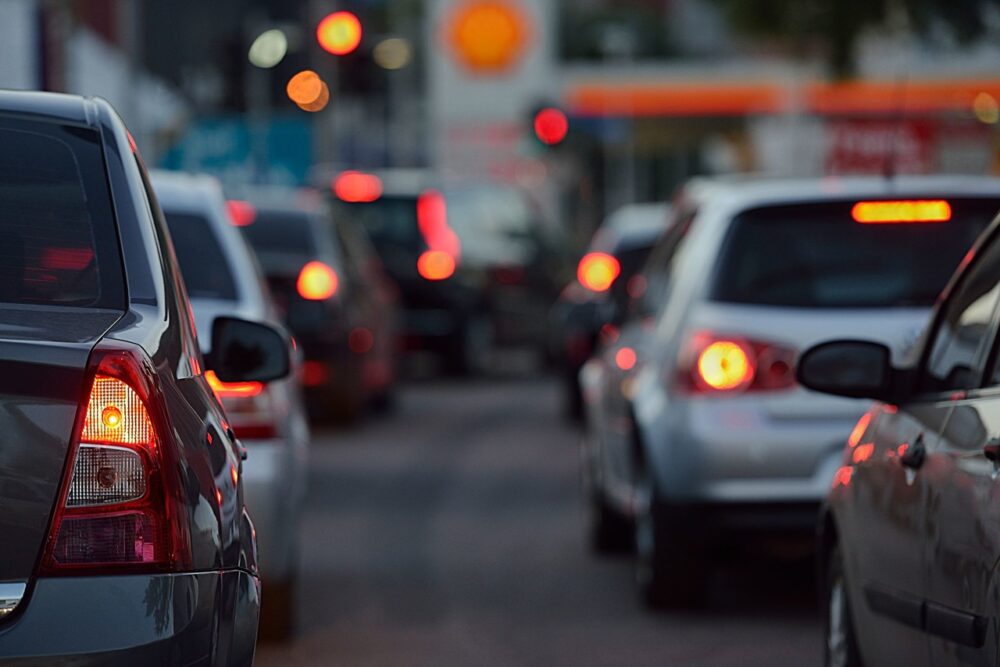 Novas regras de trânsito entram em vigor no país; saiba o que muda em 2023