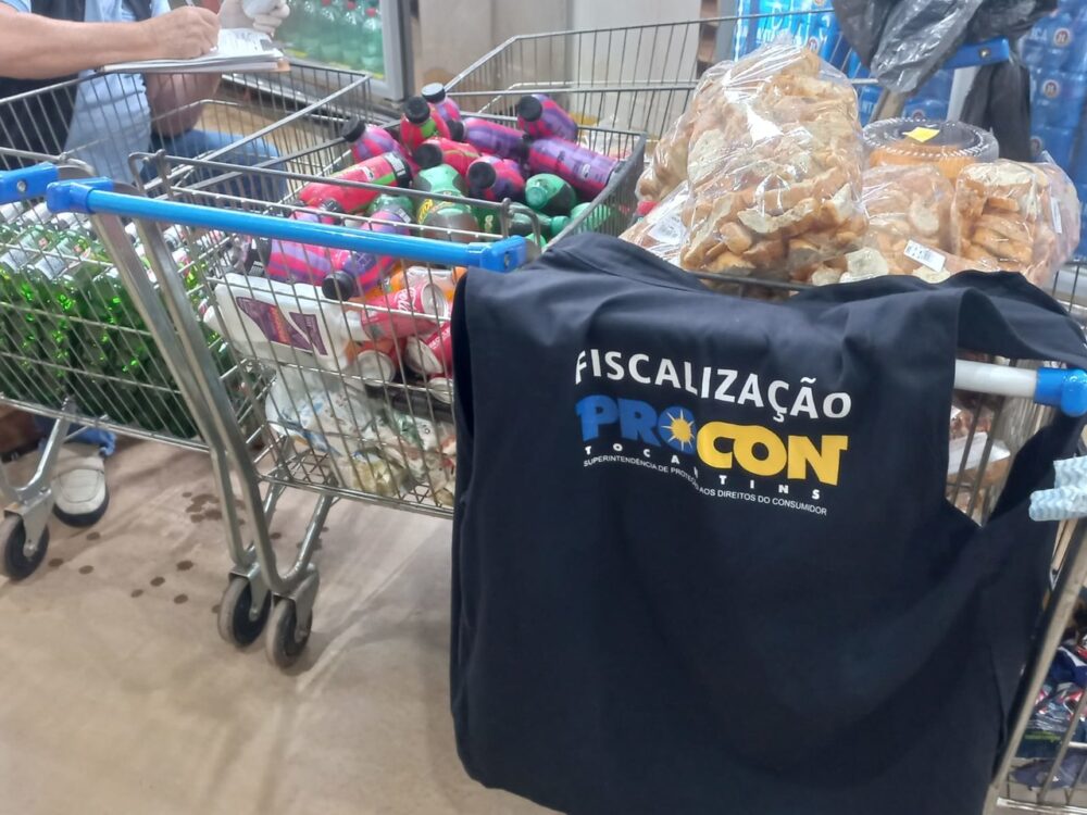 Procon Tocantins apreende 515 produtos vencidos em supermercado de Palmas