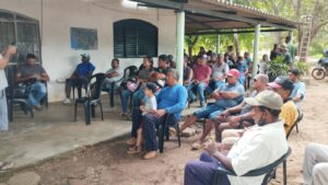 Vereador Sargento Júnior Brasão se reúne com moradores do Assentamento Lago Taquari, em Palmas, para tratar da regularização fundiária do local