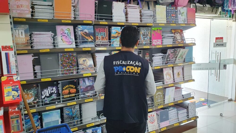 Atenção, consumidor! Pesquisa do Procon encontra variação de mais de 163% nos preços de materiais escolares em Palmas