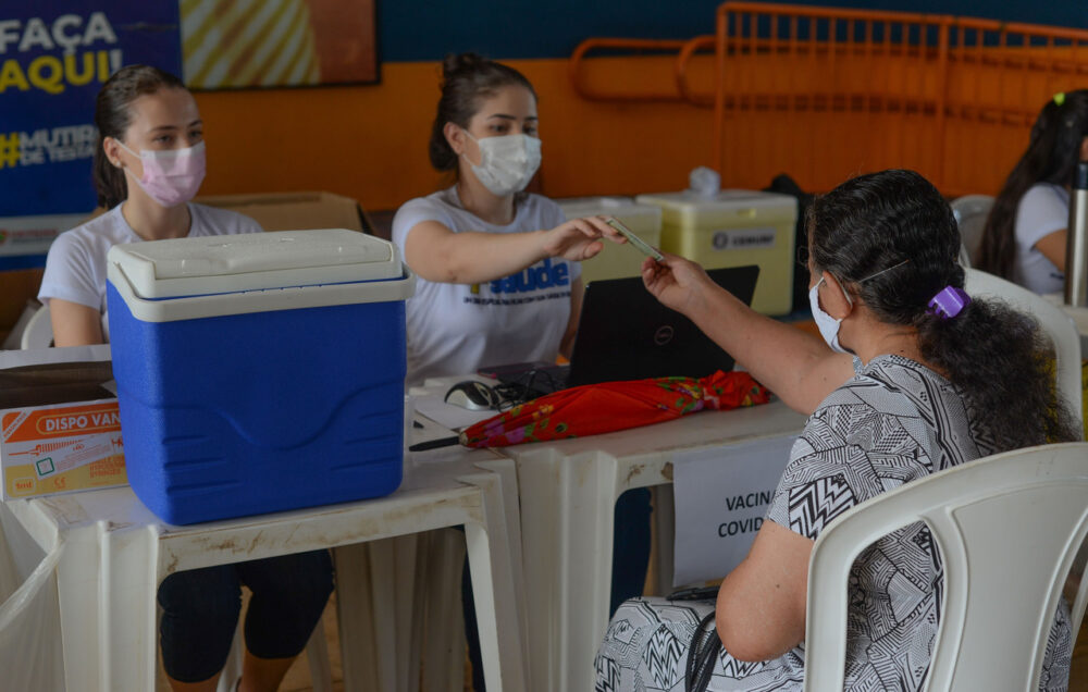 Feira da 304 Sul terá vacinação anticovid e influenza nesta sexta-feira (13) em Palmas