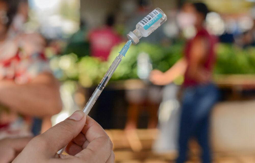 Feira do Aureny I terá vacinação contra Covid e Influenza no próximo domingo, 15