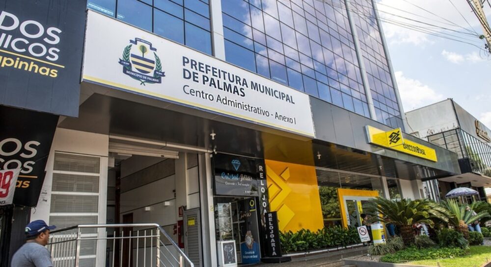 Prefeitura de Palmas anuncia folha suplementar para quitar salários do Transporte Coletivo, Educação e Infraestrutura; ação ocorre em meio à ameaça de paralisação de motoristas