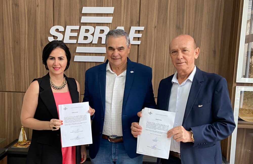 Presidente Paulo Carneiro empossa novos membros do Conselho Deliberativo do Sebrae
