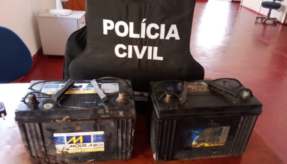 Polícia Civil recupera baterias furtadas de tratores da Prefeitura de Palmeirópolis