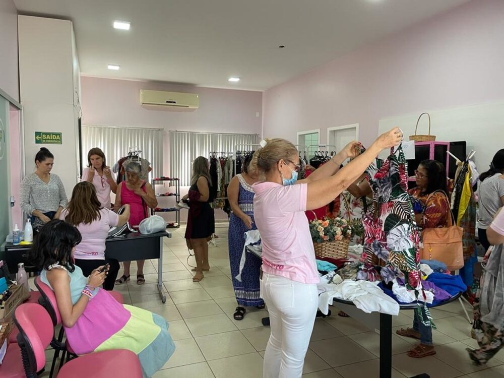 Moda e solidariedade! Liga Feminina de Prevenção e Combate ao Câncer realiza brechó neste sábado, 4, em Palmas