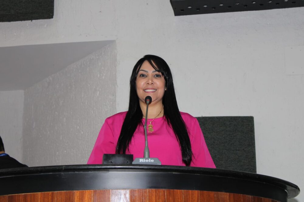 Professora Janad Valcari solicita melhorias para rodovias estaduais em diversas regiões do Tocantins