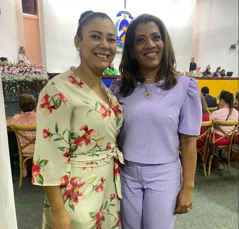 Vereadora Elaine participa, nesta quarta-feira, 08, de sessão solene em homenagem ao dia Internacional da Mulher