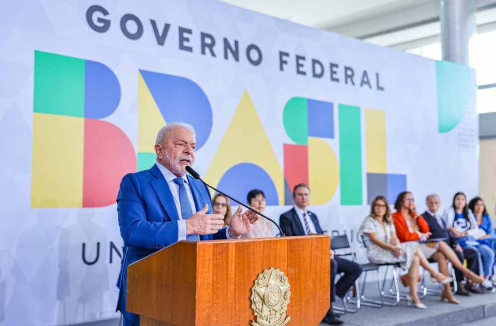 Programa 'Desenrola' de renegociação de dívidas do governo deve dar desconto para 40 milhões de brasileiros negativados; entenda como funciona
