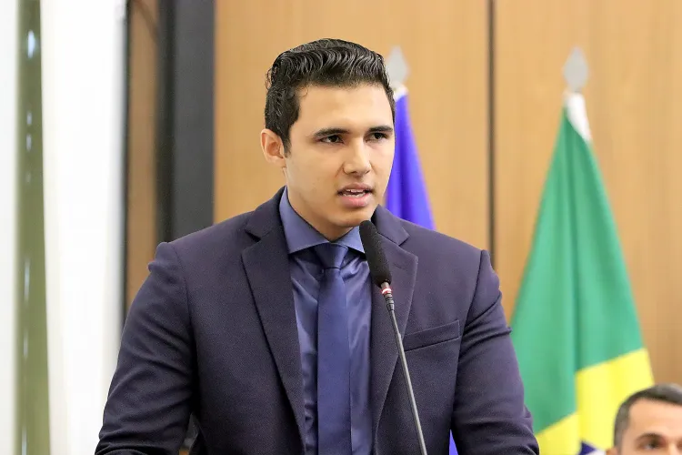 Vereador Pedro Cardoso destaca importância da 'Advocacia Jovem' para o futuro da profissão