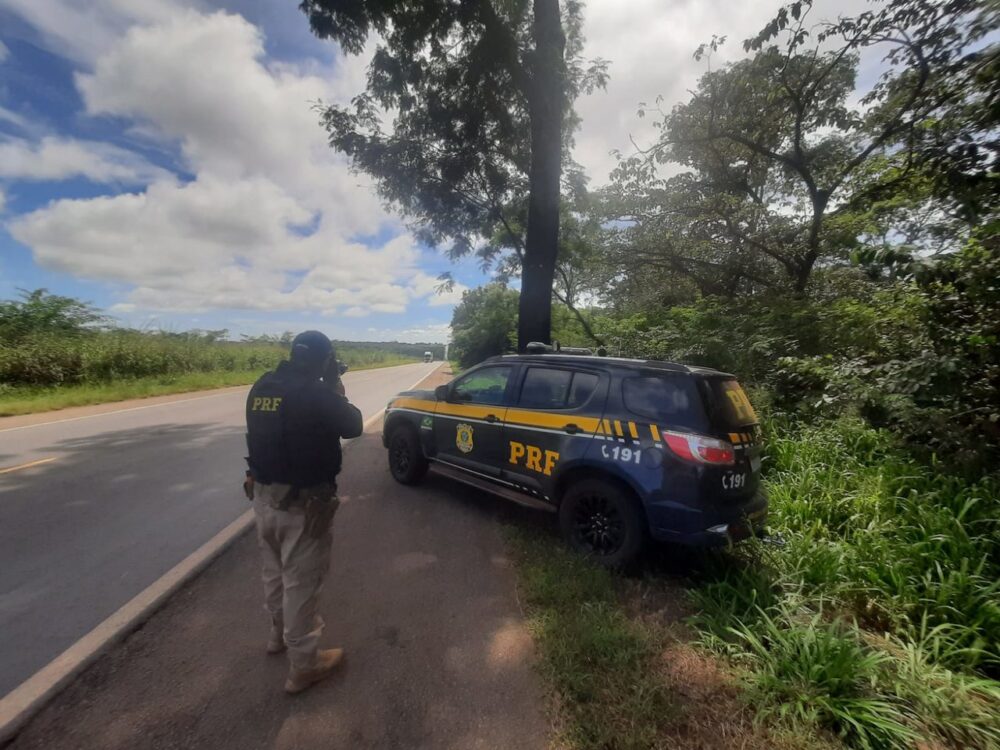 PRF realiza 'Operação Tiradentes 2023' no Tocantins para reforçar a segurança nas estradas durante o feriado desta sexta-feira (21)