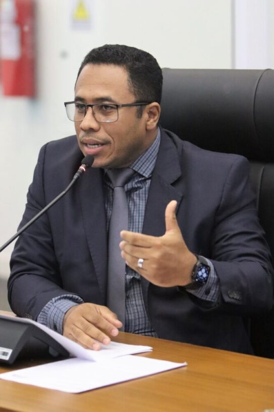 Vereador Daniel Nascimento propõe requerimento para implantação de mão única em frente ao pronto socorro do HGP