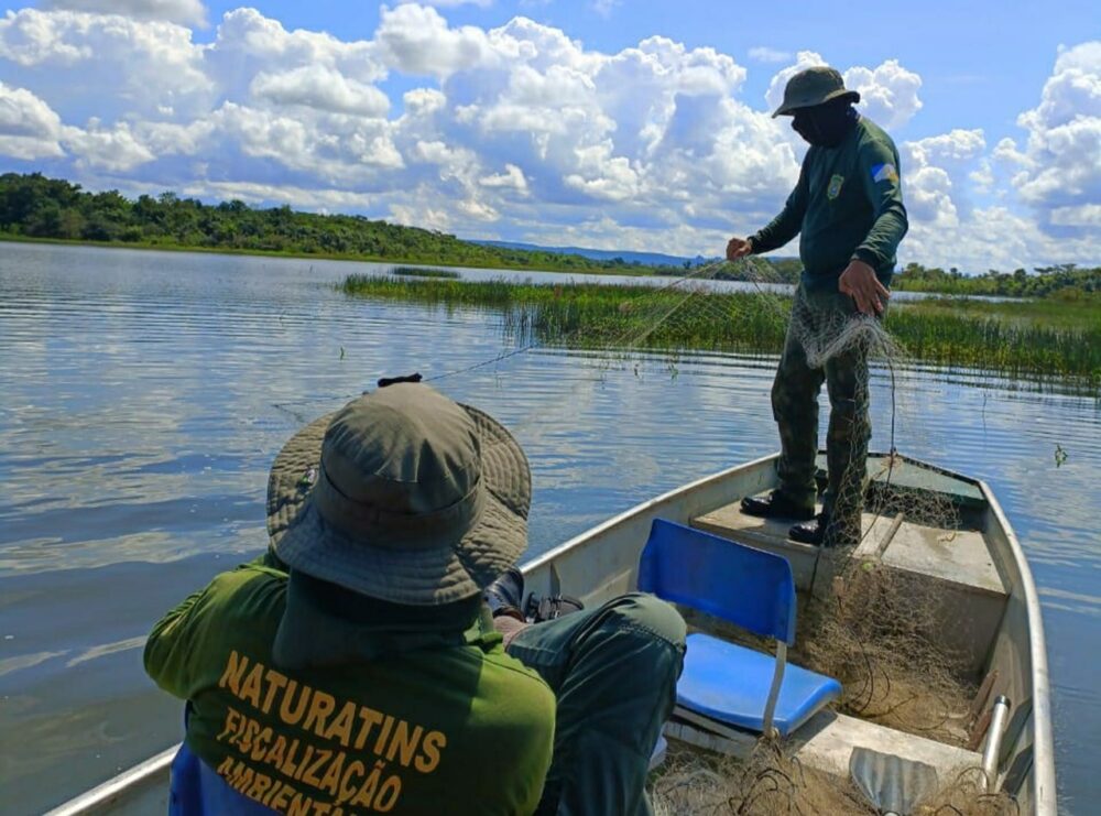 Naturatins recolhe 1,1 mil metros de redes e um animal silvestre abatido na região do Bico do Papagaio