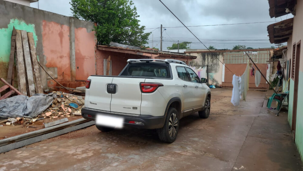 Em Araguaína, Polícia Civil recupera picape roubada de uma locadora de veículos de São Paulo