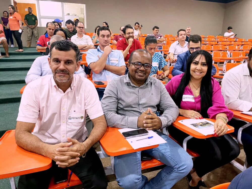 Vereador Mauro Lacerda participa da 2ª audiência pública para tratar de soluções no trânsito da Av. Tocantins em Taquaralto