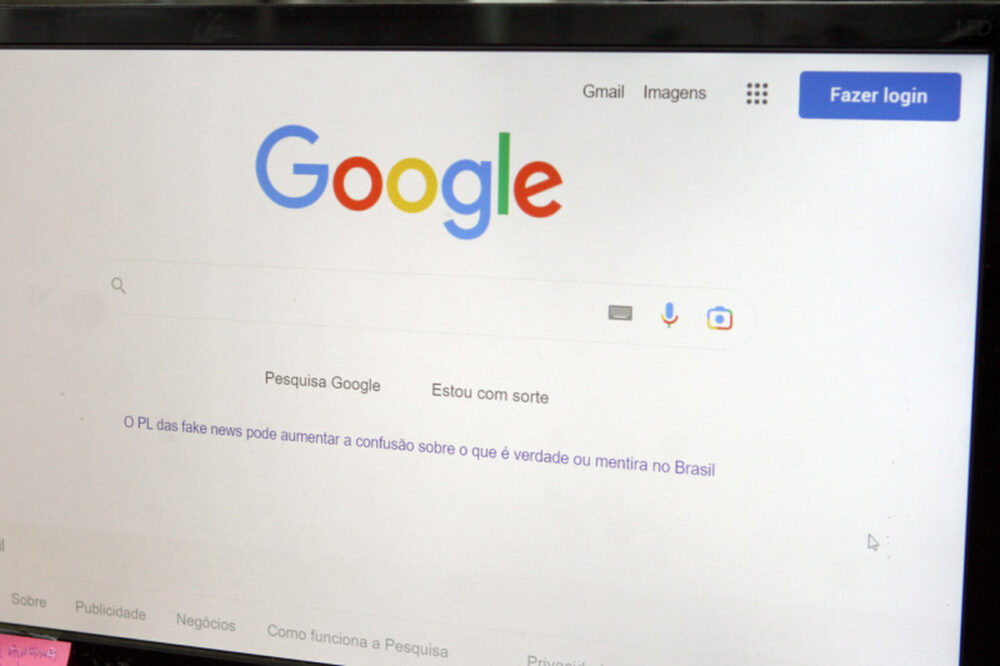 Google recua e tira link do ar após ser multado em R$ 1 milhão por hora sobre PL das Fake News