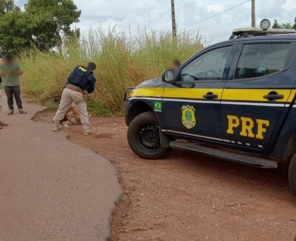 PRF encontra homem de 35 anos ferido em rodovia de Paraíso do Tocantins; equipe descobre que ele estava desaparecido há dias