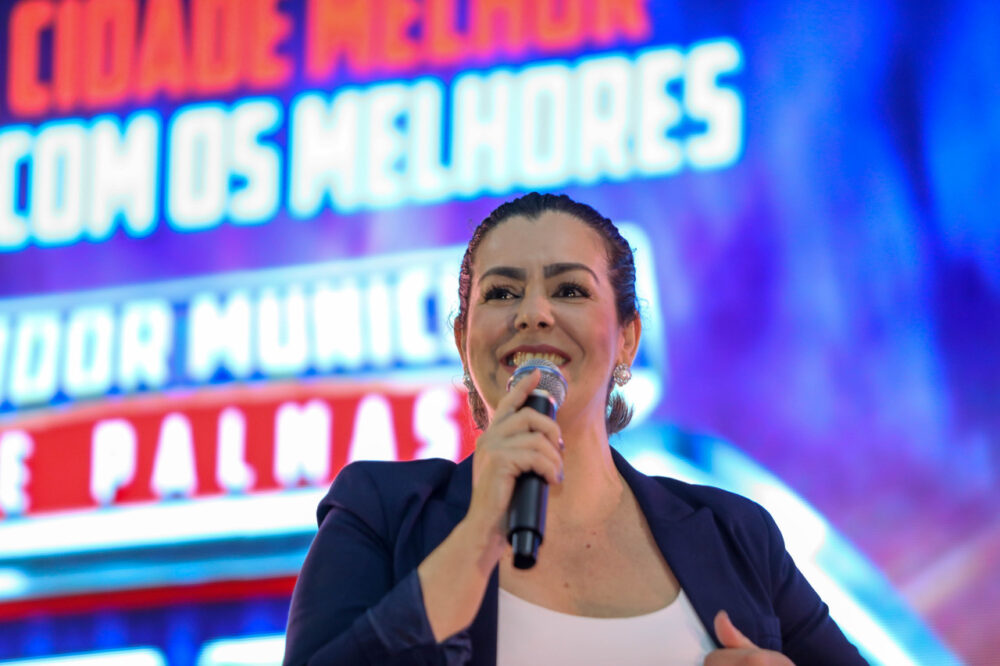 AGORA: Cinthia Ribeiro anuncia pagamento antecipado e decreta ponto facultativo em Palmas na quinta-feira (28)