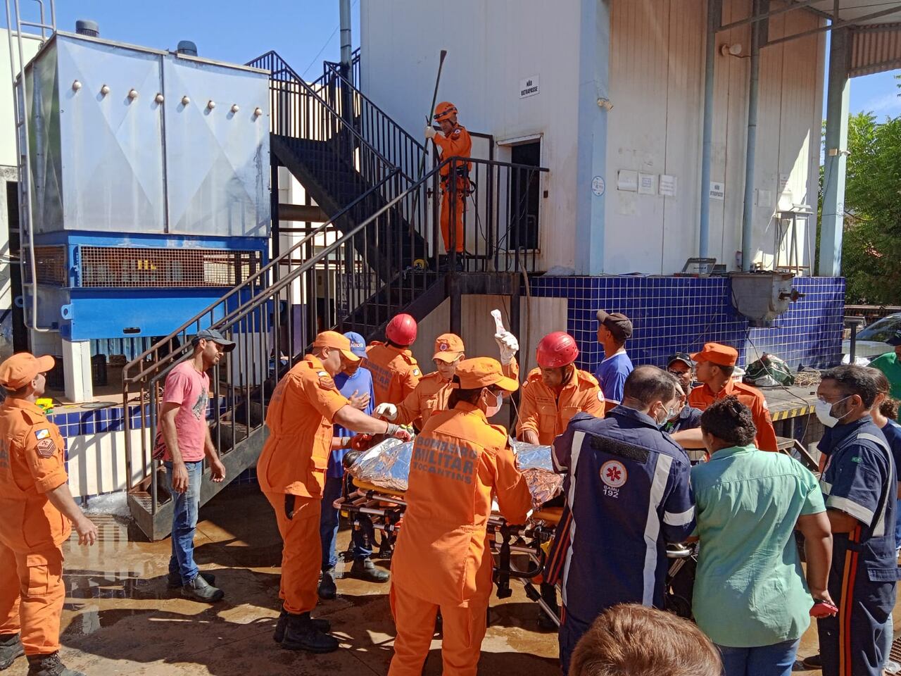 Em acidente de trabalho, homem fica com o pé preso em um triturador de gelo e acaba gravemente ferido na região sul de Palmas