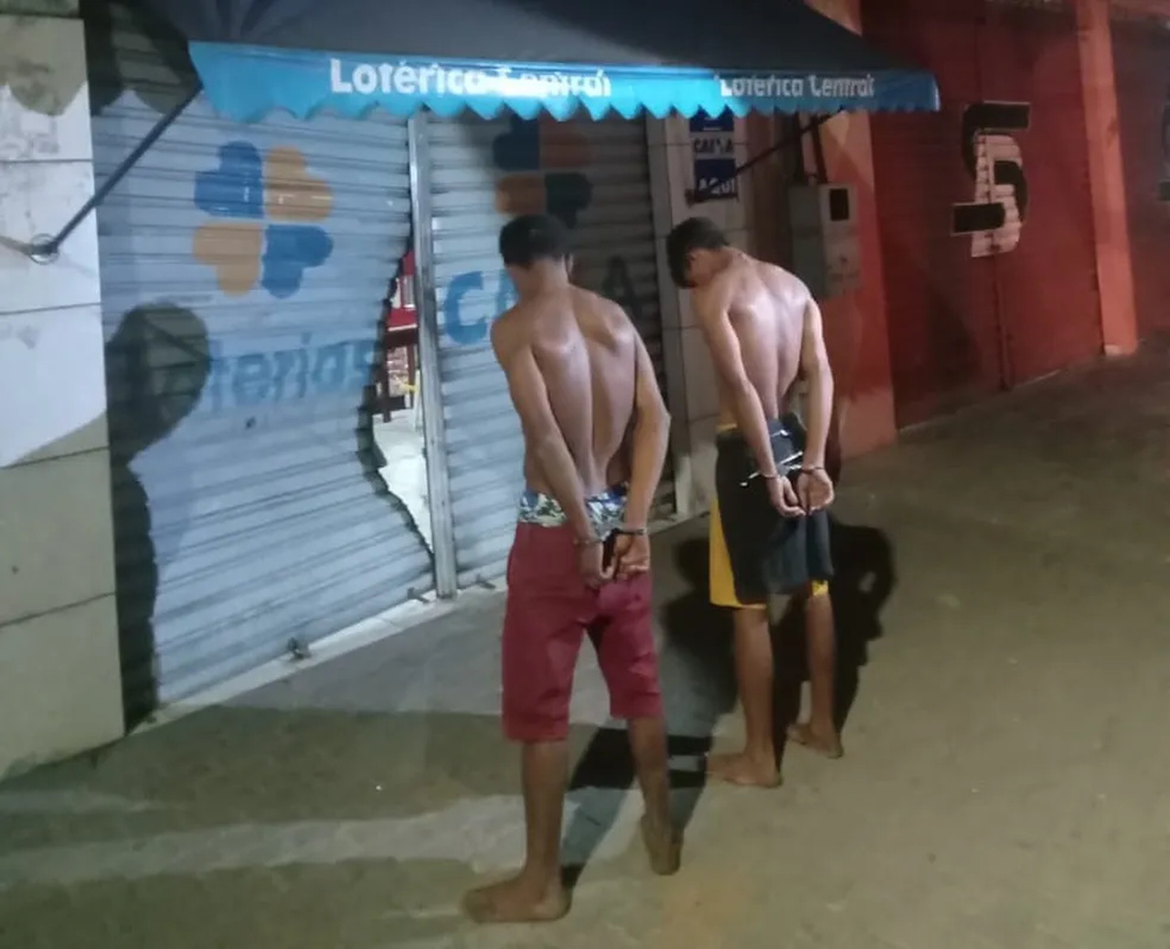 Dois homens são presos após invadirem lotérica de Buriti do Tocantins