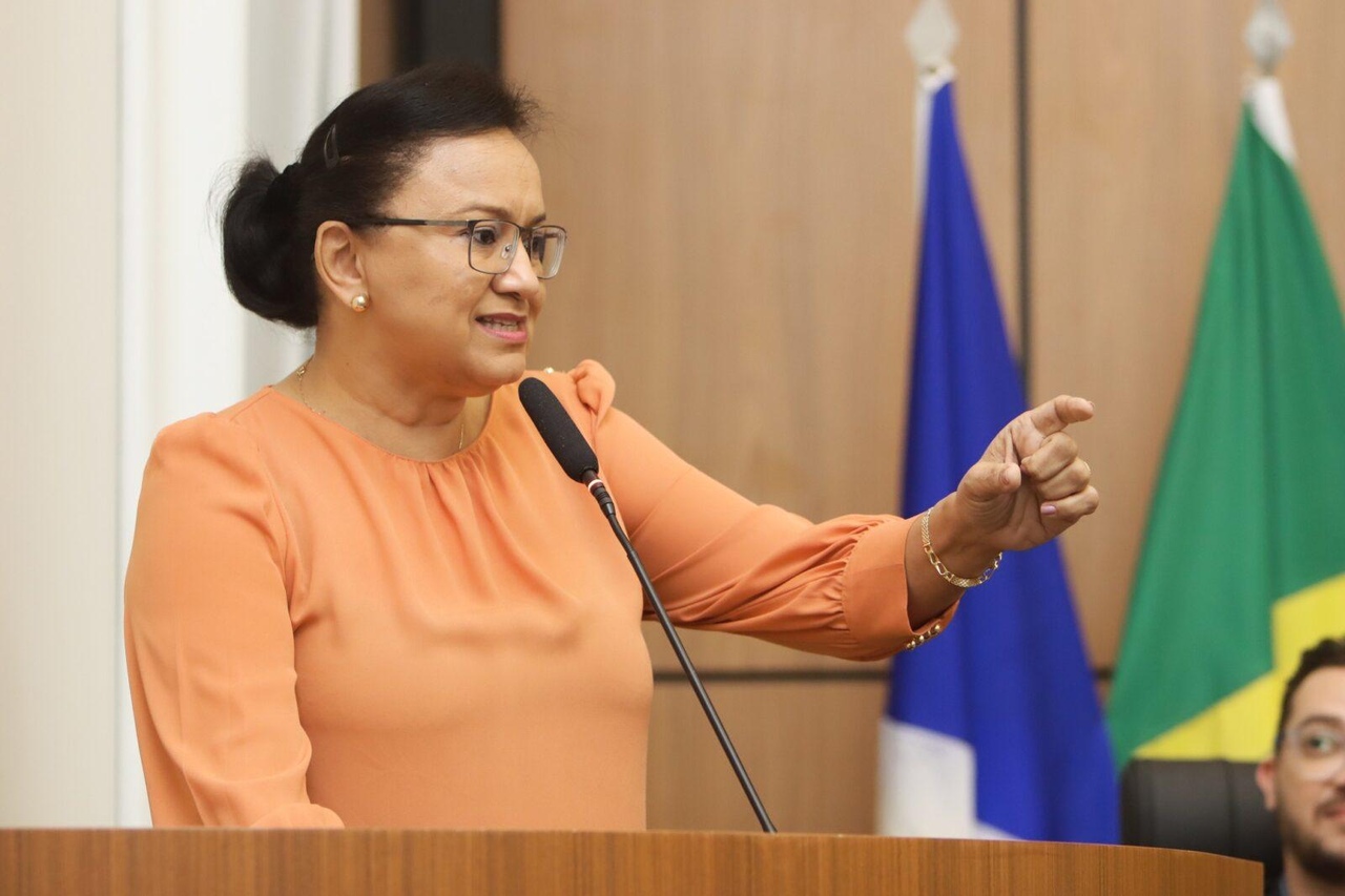 Vereadora Professora Iolanda Castro solicita revitalização de faixa de pedestres na Av. Tocantins, em Taquaralto