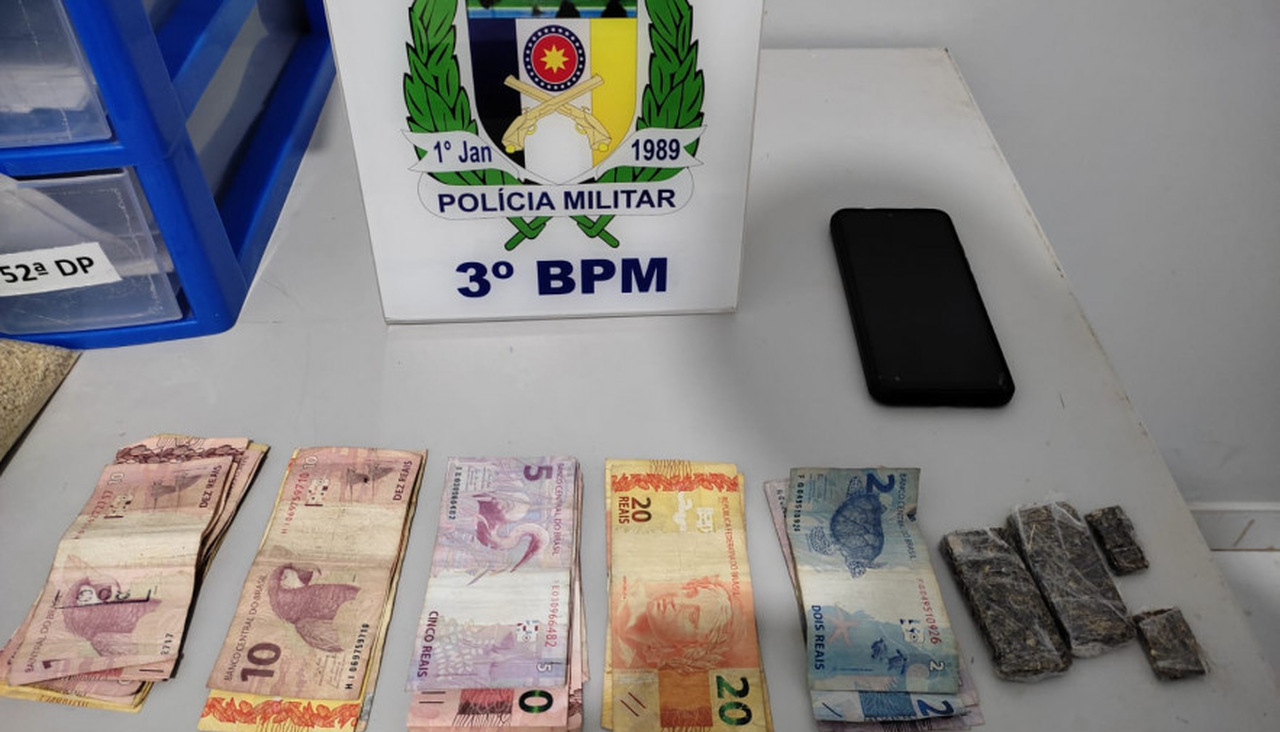 Combate ao tráfico: Polícia Militar prende suspeitos com drogas e dinheiro em Pedro Afonso