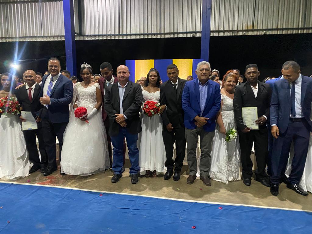 Deputado Cleiton Cardoso prestigia casamento coletivo em Monte Santo do Tocantins