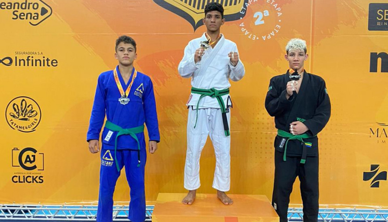 Atleta do 'Dojô de Ouro' do 1º BPM conquista medalha de prata em campeonato goiano de jiu-jitsu