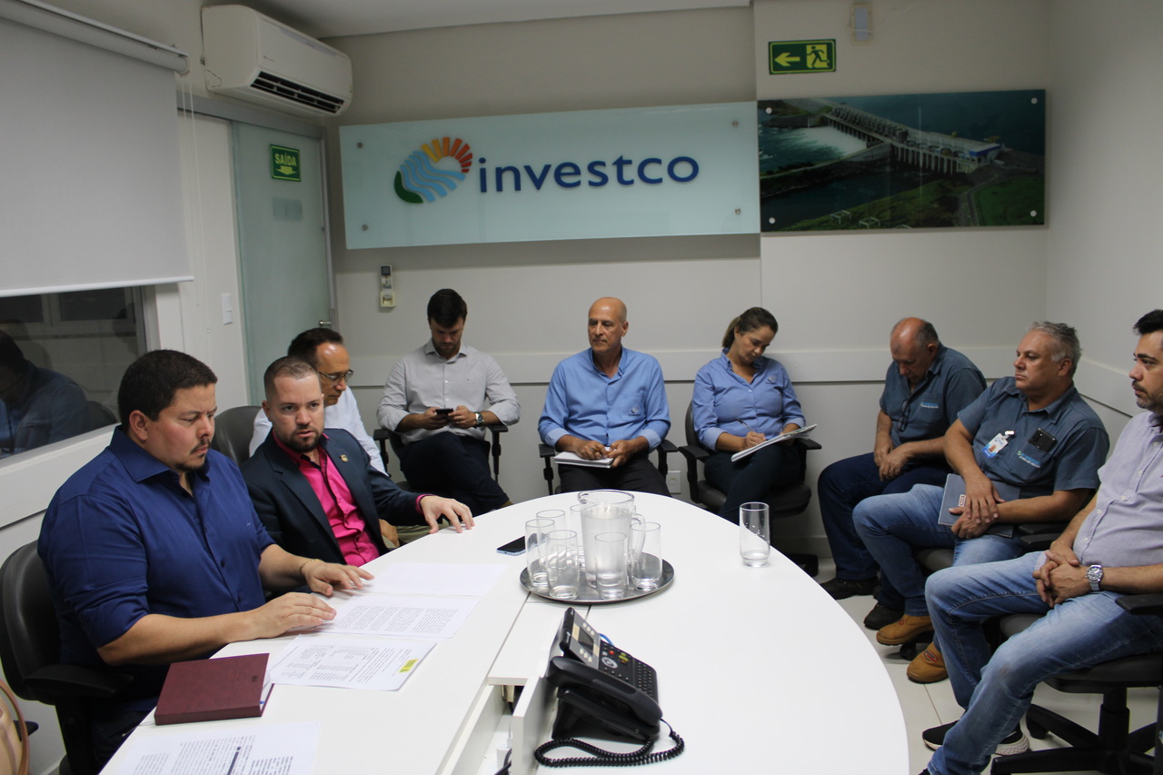 Governo do Tocantins firma acordo para avançar na regularização fundiária das áreas do Lago de Palmas