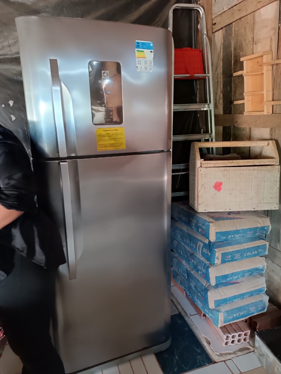 AUDÁCIA: Ladrão contrata caminhão de mudança para praticar furto em residência de Palmas; saiba mais