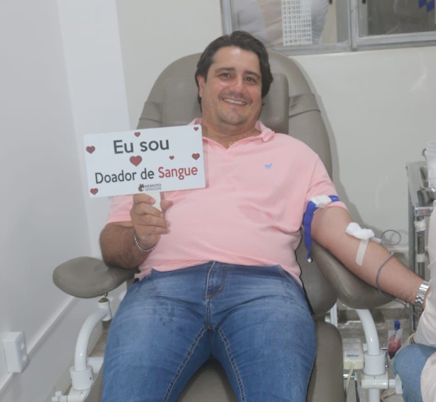 Governador, senadores e deputados tocantinenses abraçam campanha de doação de sangue do dep. Eduardo Fortes