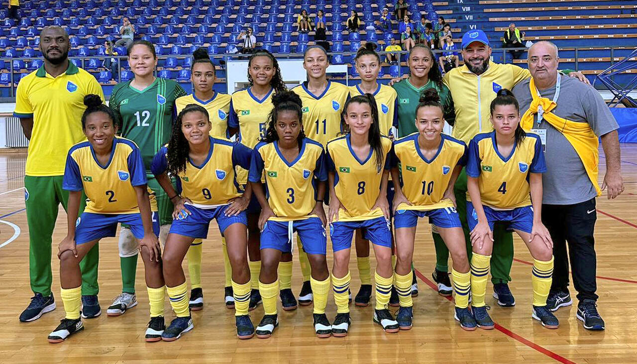 Na Sérvia, equipe do Colégio Estadual Guilherme Dourado, de Araguaína, disputa final do Campeonato Mundial Escolar de Futsal contra time da França