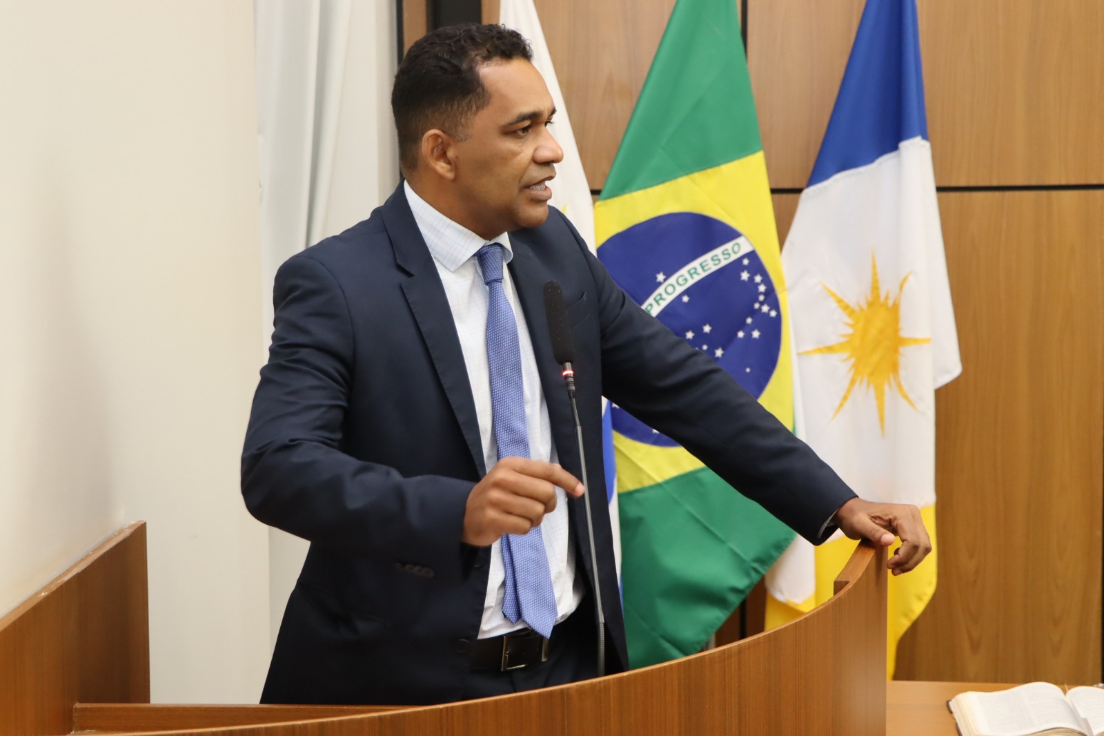 Vereador Waldson da Agesp assume como líder da base de governo da prefeita Cinthia Ribeiro na Câmara de Palmas