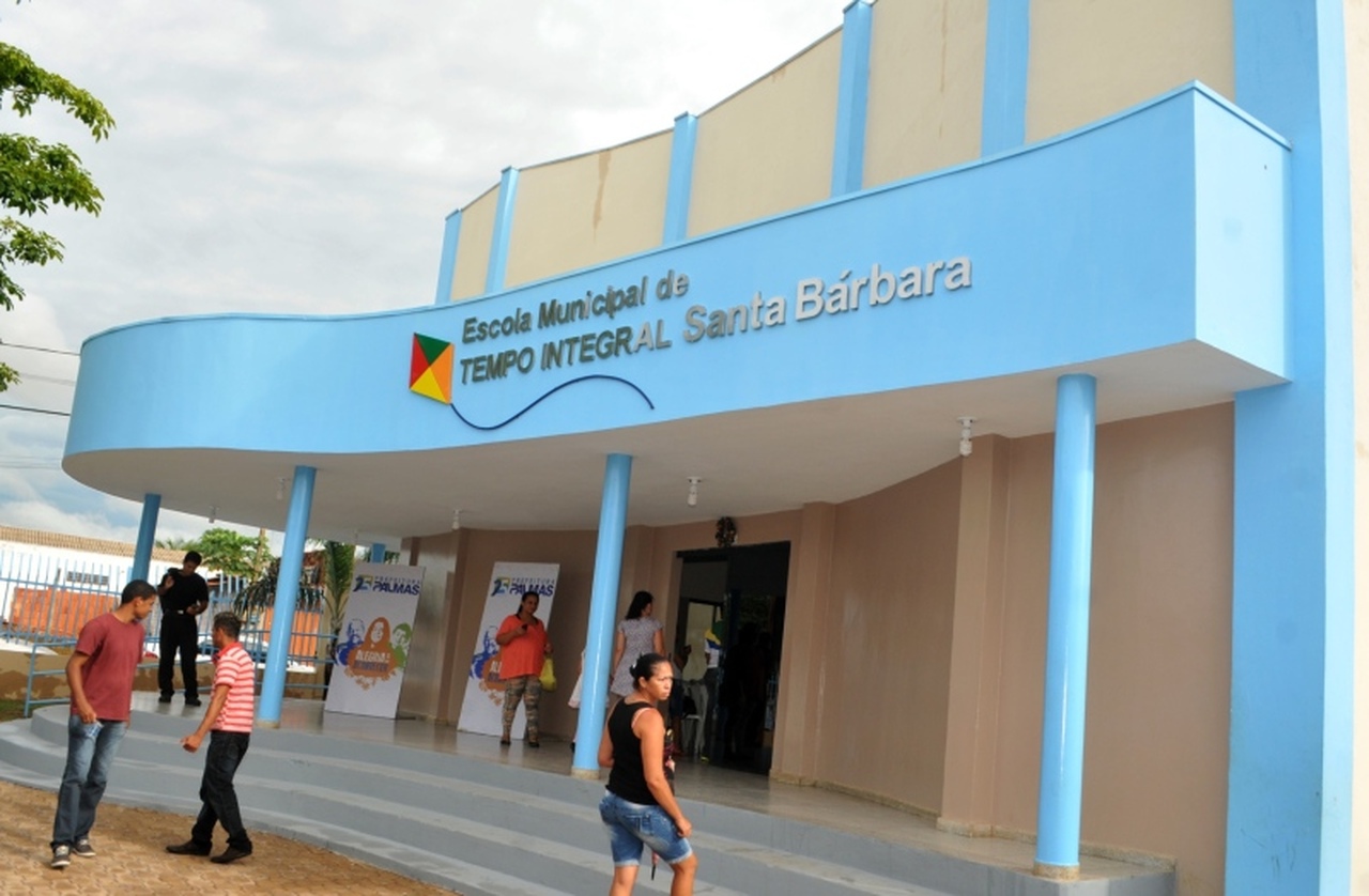 Atores e dubladores de cinema mandam mensagem especial para alunos do ETI Santa Bárbara de Palmas