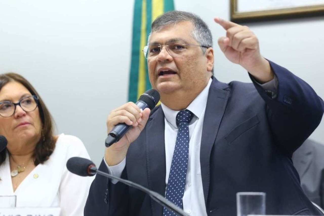 Lula deve indicar Flávio Dino ao STF e Gonet para a PGR antes de viagem