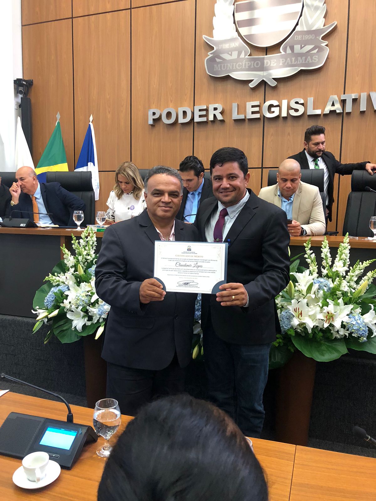 Pré-candidato a vereador de Palmas, Pastor Claudemir Lopes recebe homenagem na Câmara Municipal