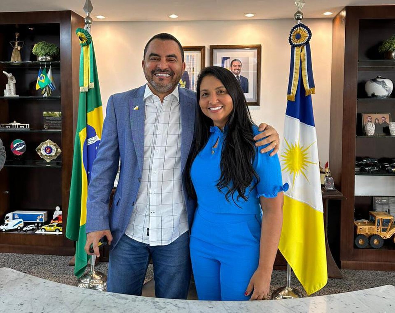 Governador anuncia auxílio-alimentação para servidores que recebem até dois salários e atende requerimento de Vanda Monteiro