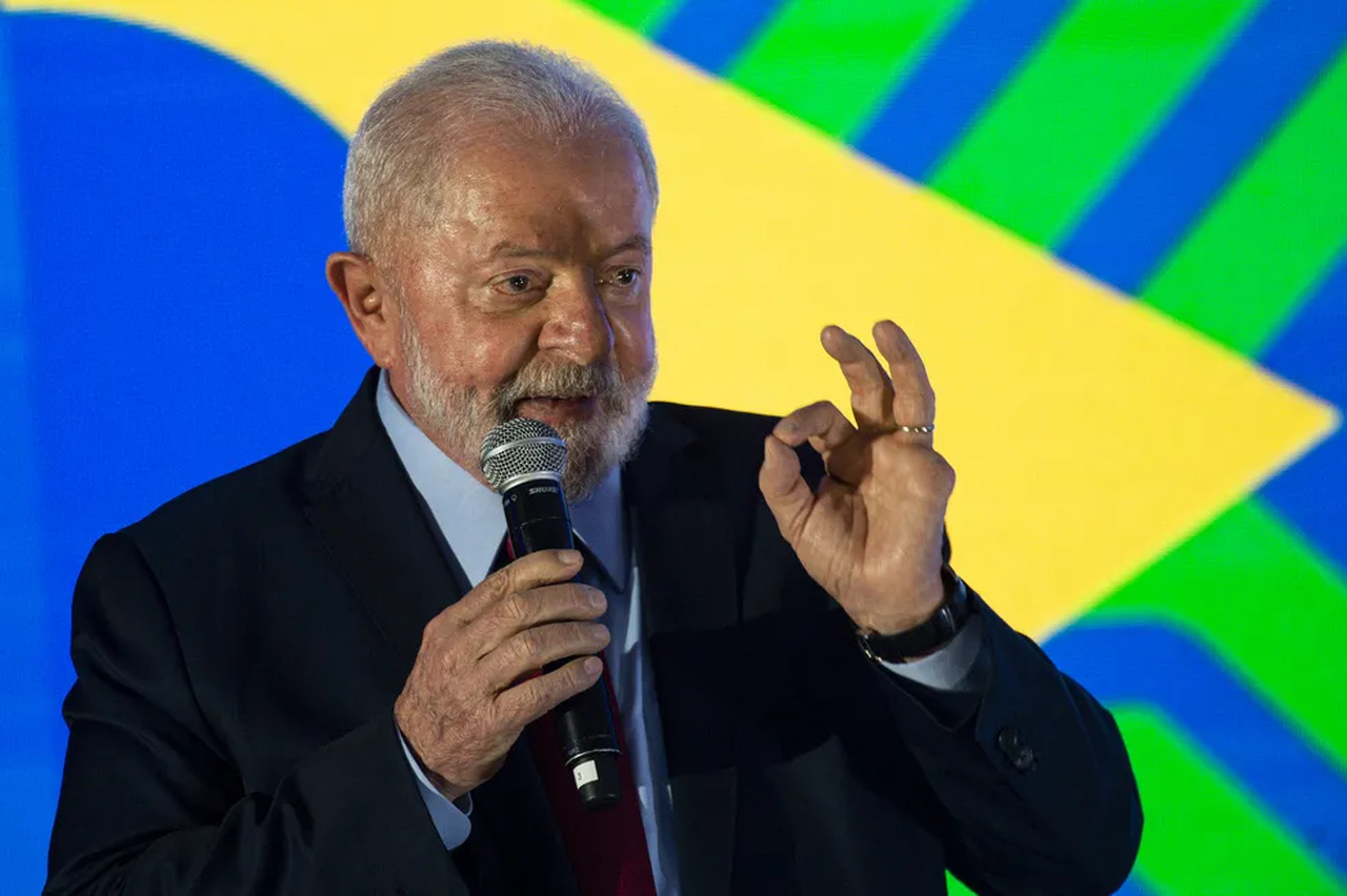 Lula veta integralmente projeto que desonera a folha de pagamento de 17 setores da economia