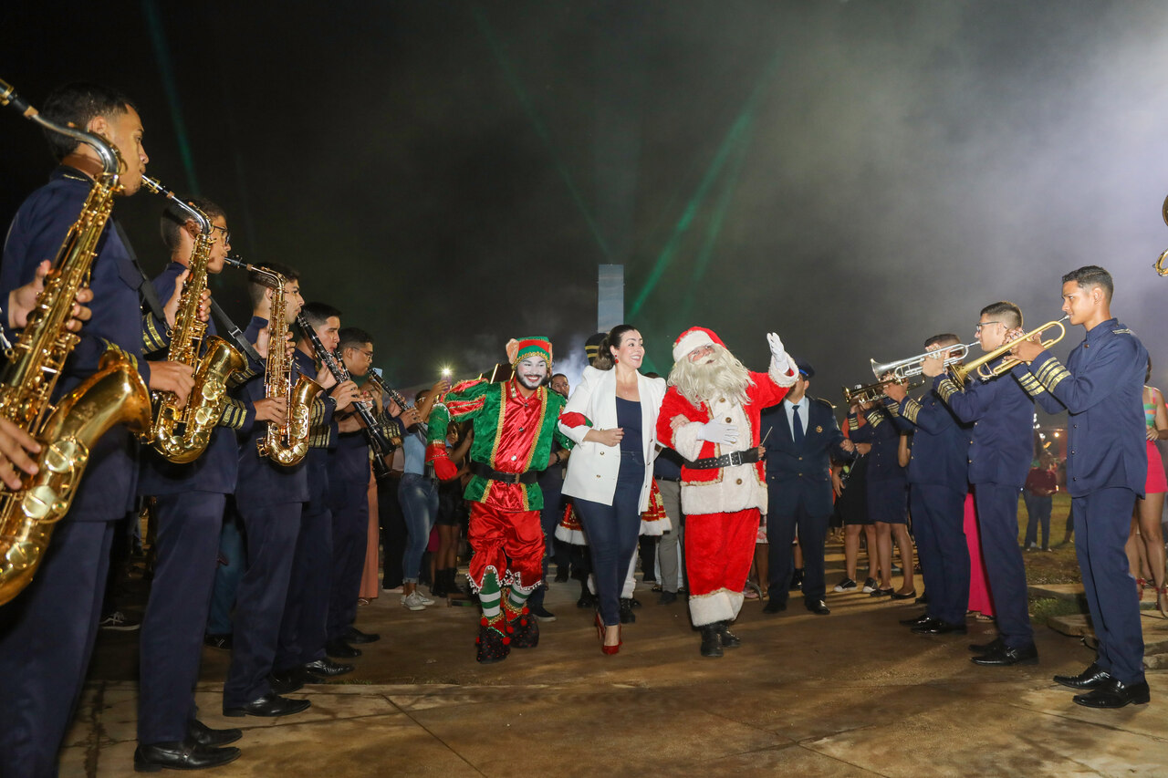 Momento mágico! Papai Noel chega em Palmas nesta terça (28), para abrir o Natal Cidade Encantada; confira a programação completa