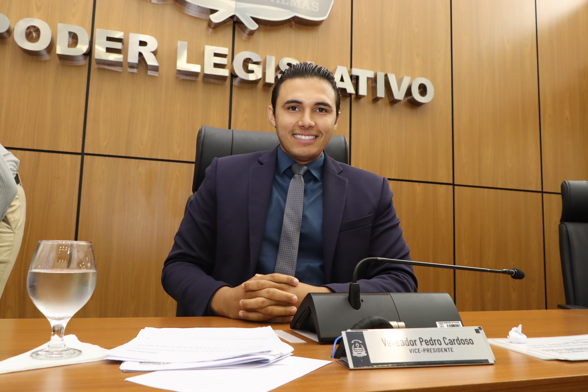 Vereador Pedro Cardoso propõe Projeto de Lei para implementar 'Selo Autista a Bordo' em Palmas