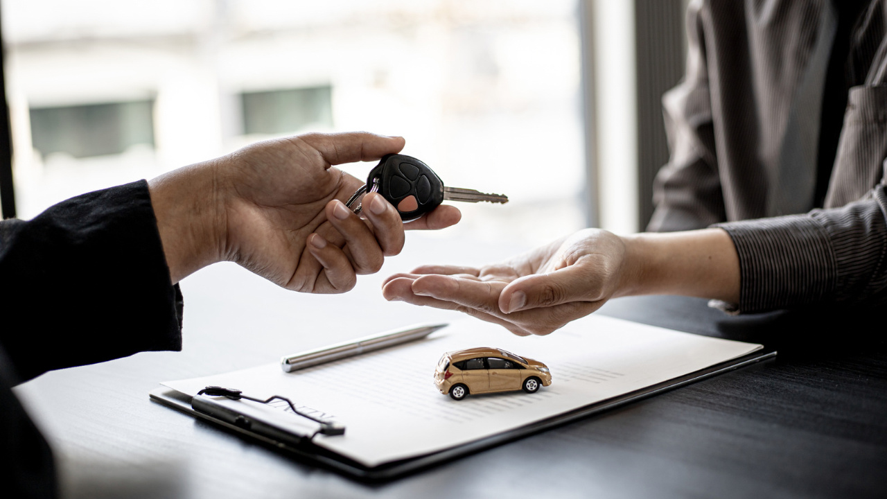 CARRO POR ASSINATURA? CONHEÇA AS VANTAGENS E DESVANTAGENS DA NOVA MODALIDADE