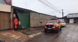 PM de folga age rápido e salva mãe e filho de 1 ano de incêndio na quadra 1.306 sul, em Palmas