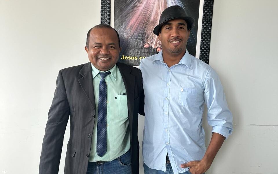 Vereador Joatan de Jesus recebe visita de Vitor Castro para discutir pautas do movimento negro em Palmas