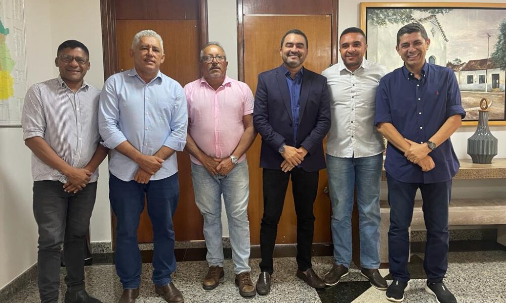 Deputado Cleiton Cardoso fortalece laços com Governo Estadual durante visita para Silvanópolis