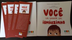 'Você vai ganhar um irmãozinho': Um livro que pais, professores e cuidadores de criança precisam conhecer