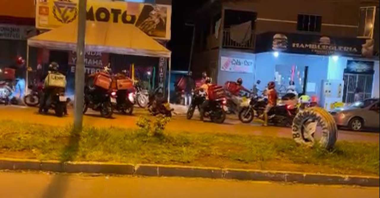 VÍDEO: Motoboys fazem buzinaço em casa onde entregador de aplicativo foi agredido por cliente na região Sul de Palmas