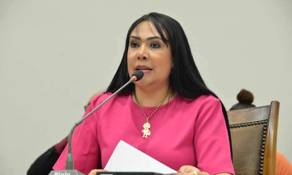 Professora Janad Valcari destina mais de meio milhão para Unidades de Saúde de Palmas
